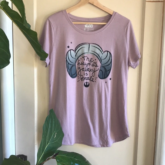 Star Wars Tops - NWT Star Wars short sleeve graphic tee